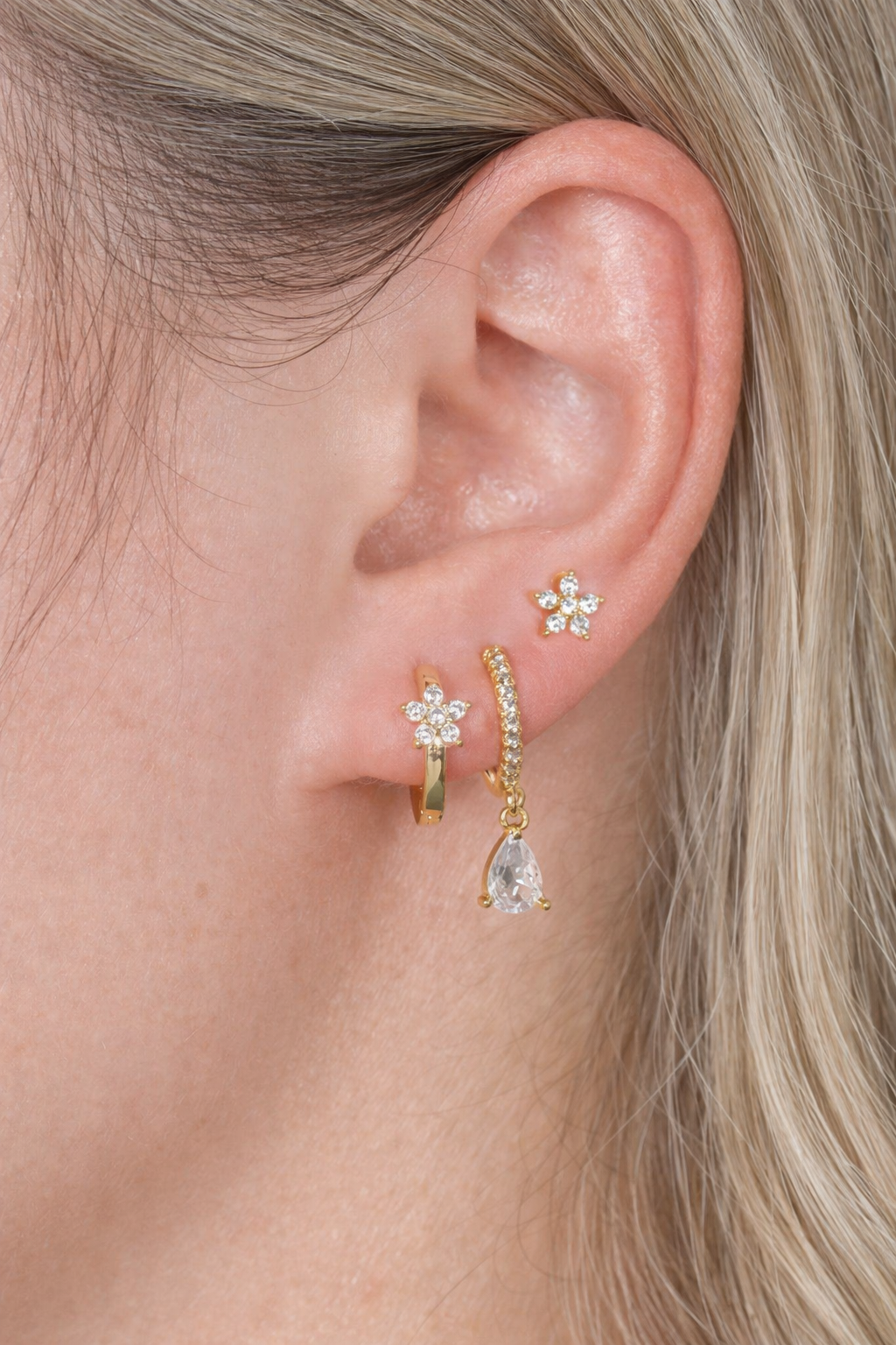 Orecchini pietra bianca